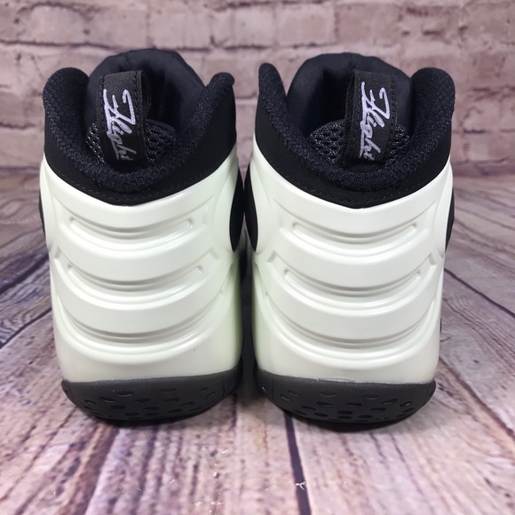 NIKE Zoom Rookie Black/Glow in the dark Basketball - Picture 3 of 8